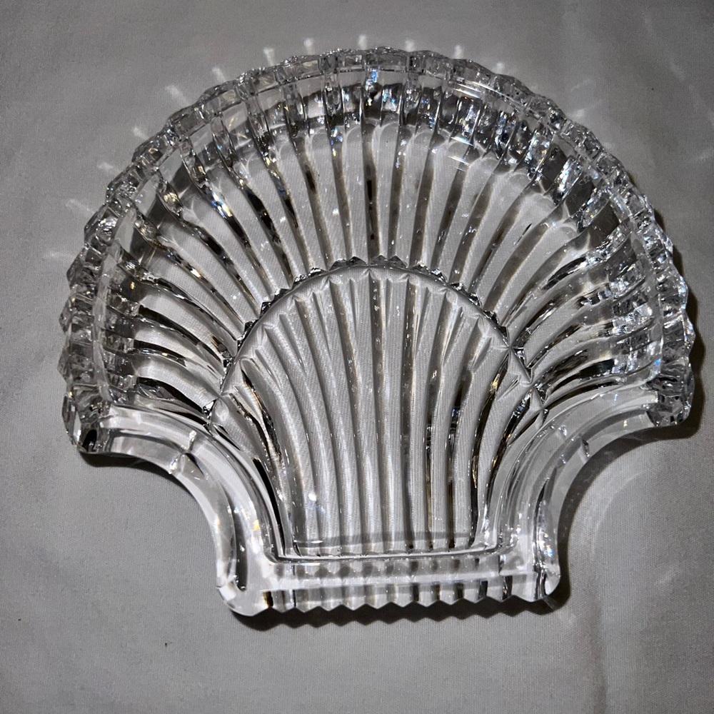 Waterford Shell shape ashtray - Picture 2 of 5